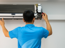 Làm gì khi máy lạnh chảy nước?